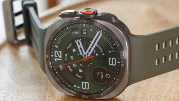 Samsung Galaxy Watch Ultra2 İncelemesi: Dayanıklılık, İnceltilmiş Gövde ve Dev Batarya